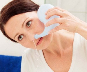 Для восстановления дыхания и самочувствия при аллергии необходимо промывать нос